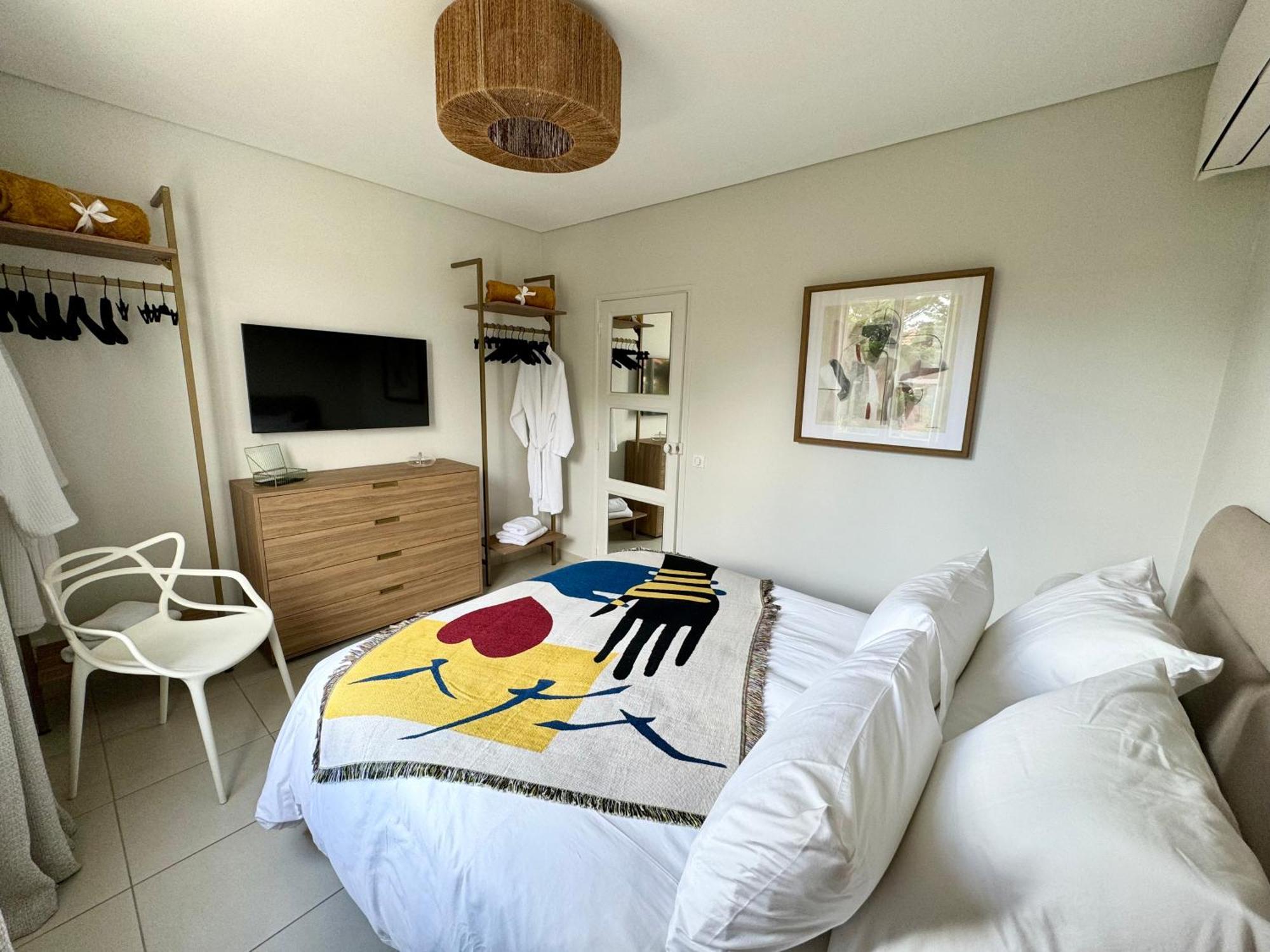 Confortable T2 Vue Mer Avec Terrasse Amenagee Et Parking Prive, Plage Et Port A Pied 滨海萨纳里 外观 照片