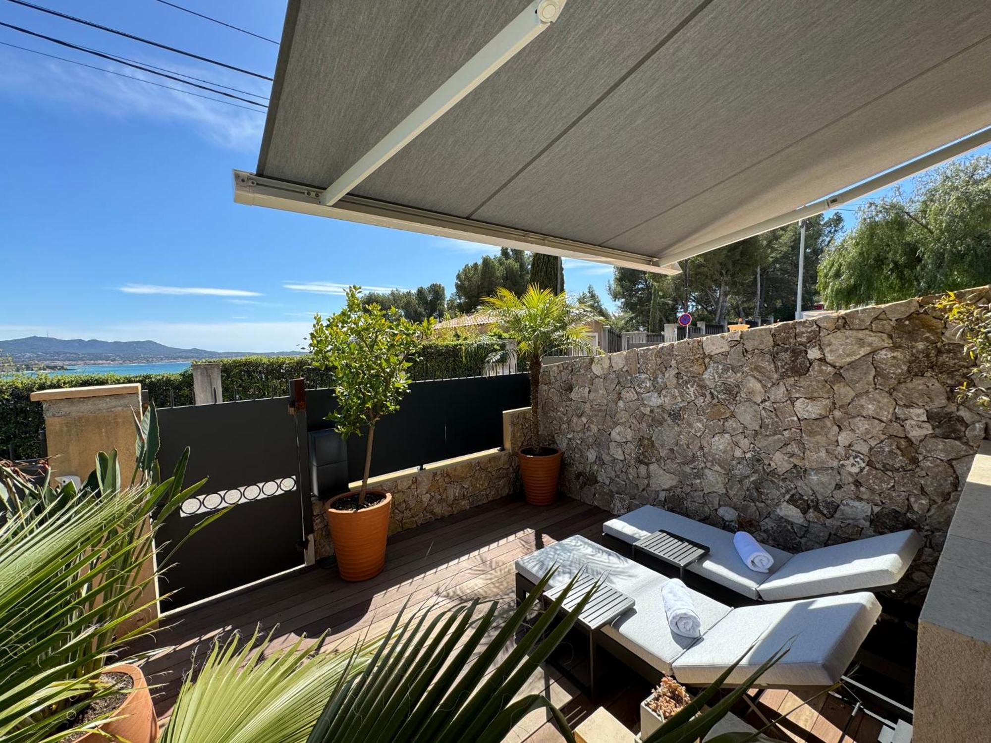 Confortable T2 Vue Mer Avec Terrasse Amenagee Et Parking Prive, Plage Et Port A Pied 滨海萨纳里 外观 照片