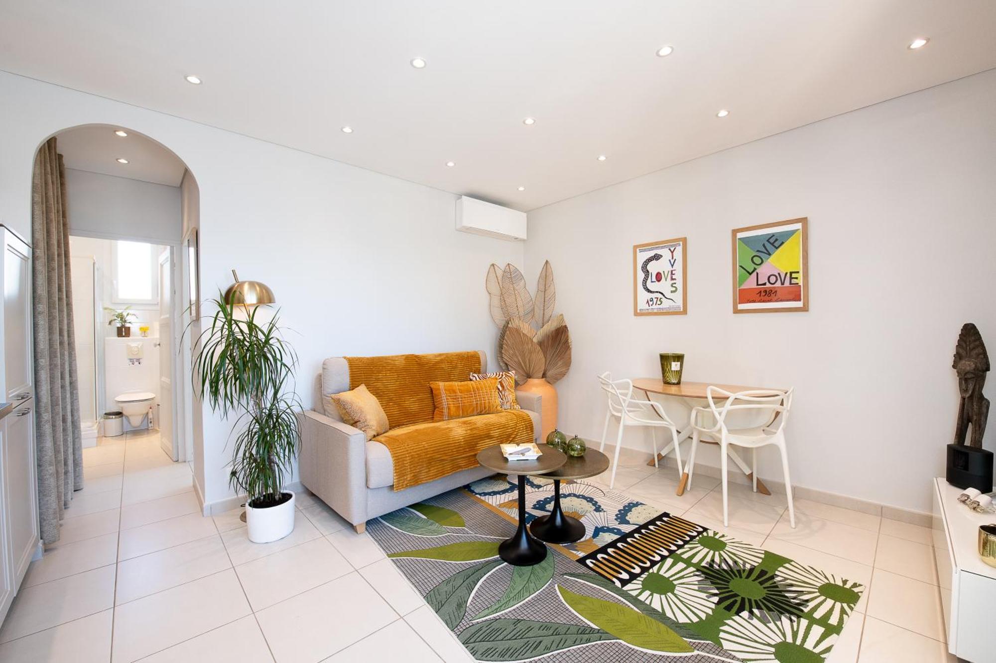Confortable T2 Vue Mer Avec Terrasse Amenagee Et Parking Prive, Plage Et Port A Pied 滨海萨纳里 外观 照片