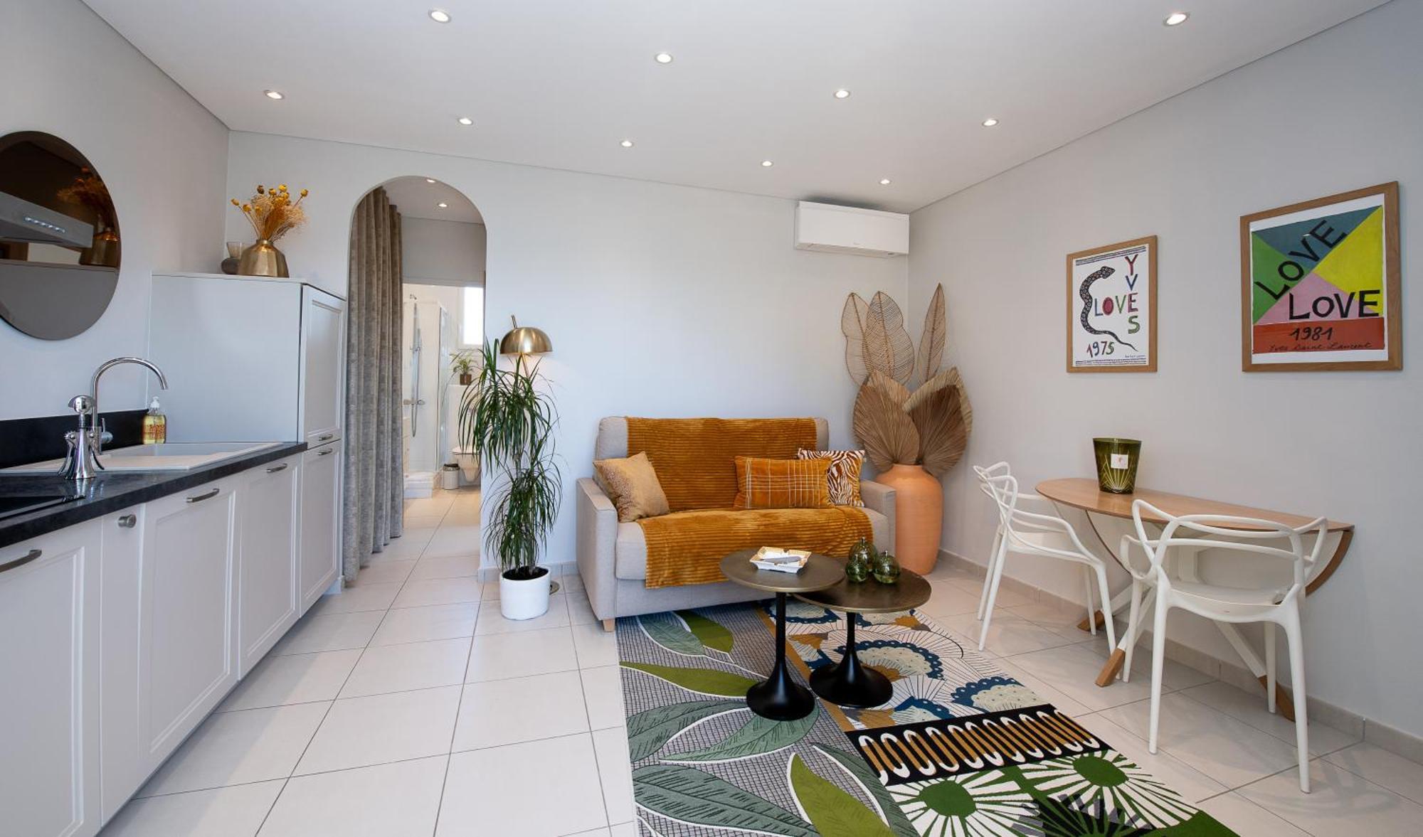 Confortable T2 Vue Mer Avec Terrasse Amenagee Et Parking Prive, Plage Et Port A Pied 滨海萨纳里 外观 照片